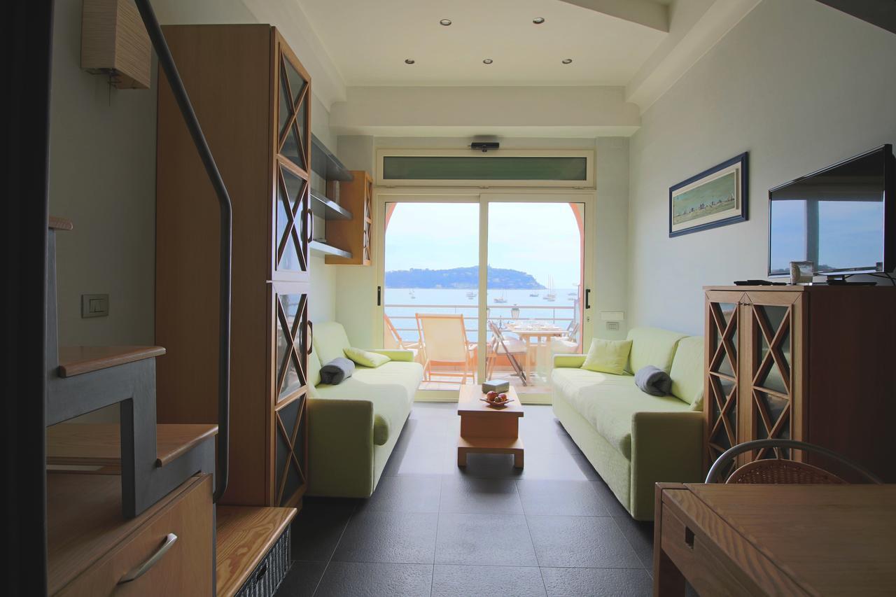 Studio Bay View By Icasamia Apartment Villefranche-sur-Mer Exterior foto